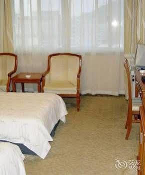 Huaqiao Hotel Linhai Εξωτερικό φωτογραφία