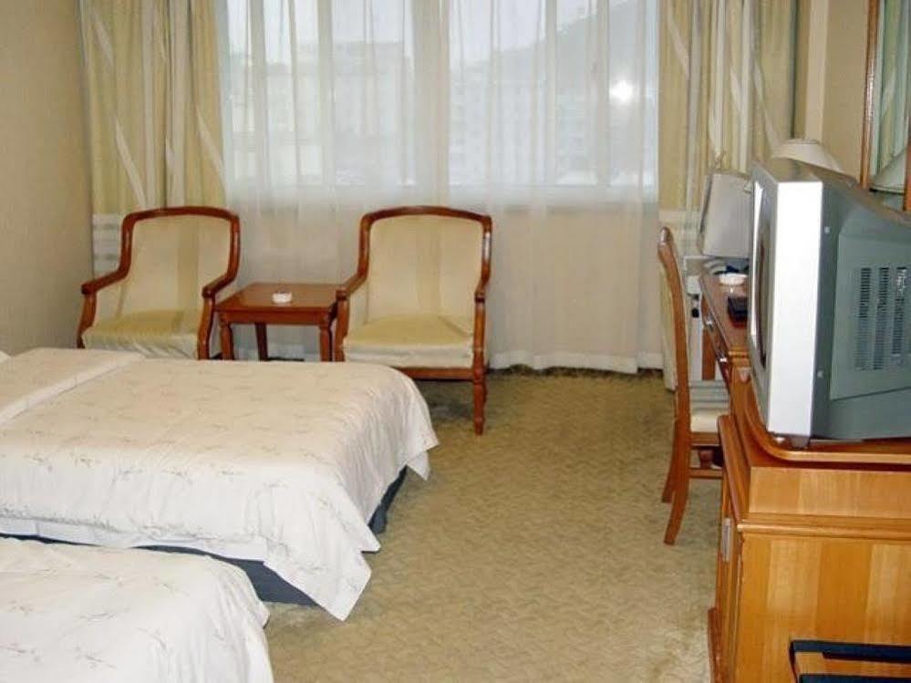 Huaqiao Hotel Linhai Εξωτερικό φωτογραφία
