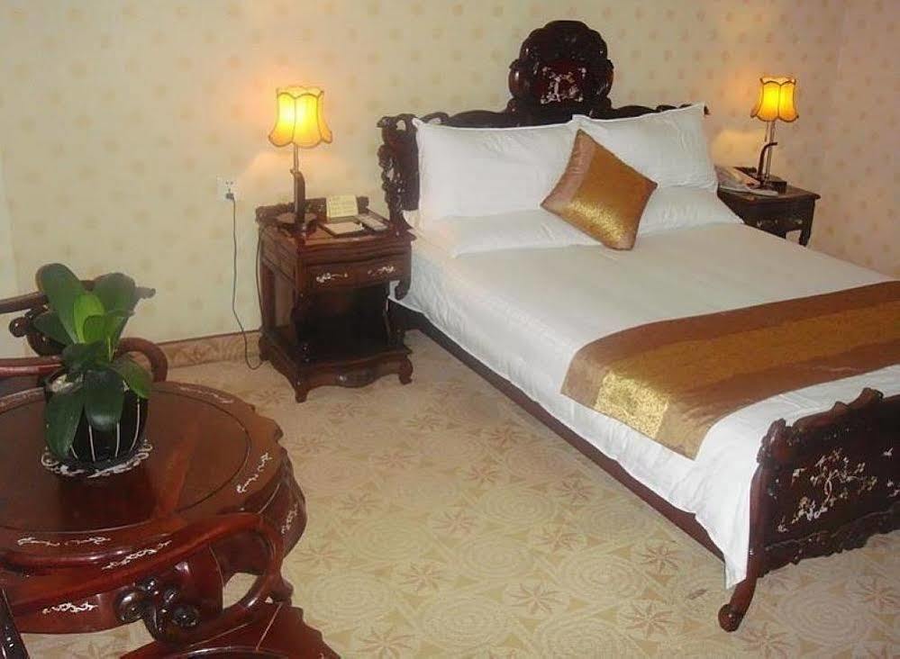 Huaqiao Hotel Linhai Εξωτερικό φωτογραφία