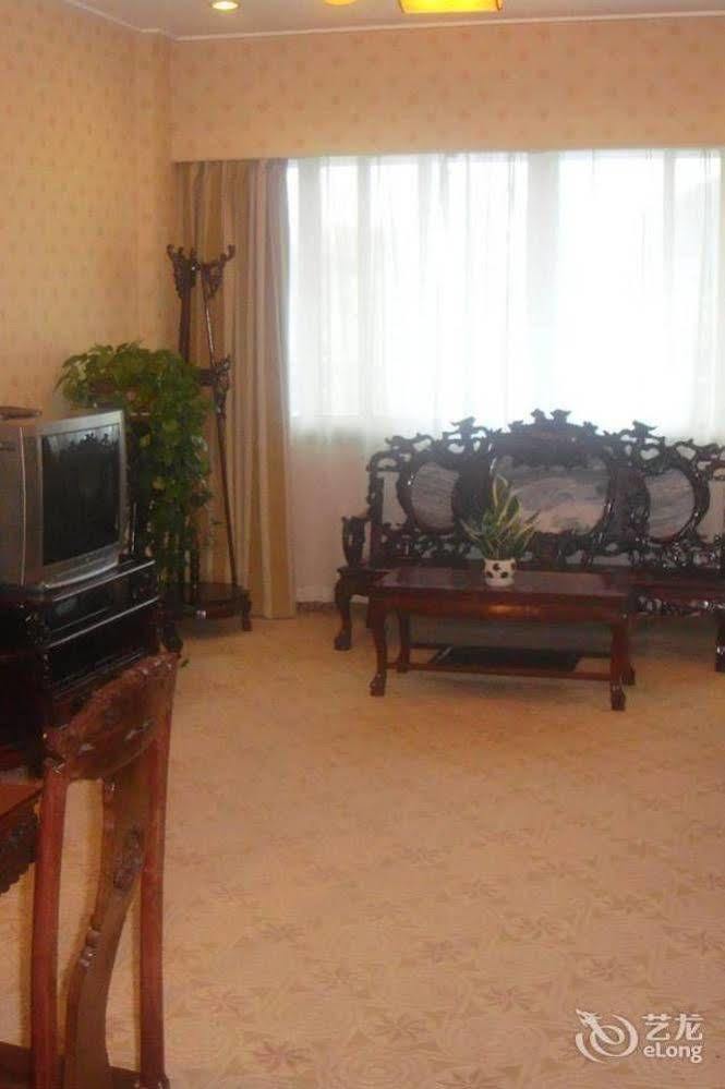 Huaqiao Hotel Linhai Εξωτερικό φωτογραφία